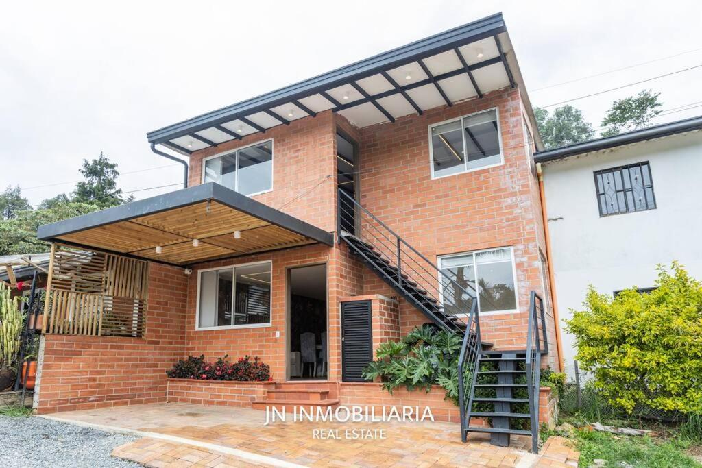 ריונגרו Espectacular Apartamento 2 Minutos Del Jmc Nuevo מראה חיצוני תמונה