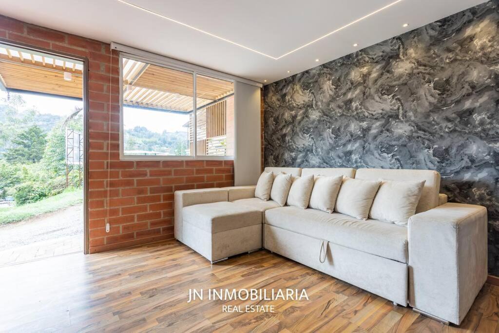 ריונגרו Espectacular Apartamento 2 Minutos Del Jmc Nuevo מראה חיצוני תמונה